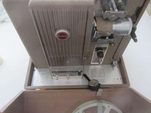 **Kodascope Royal 16mm Projector**Rochester-U.S.A.....Excellent Condition.