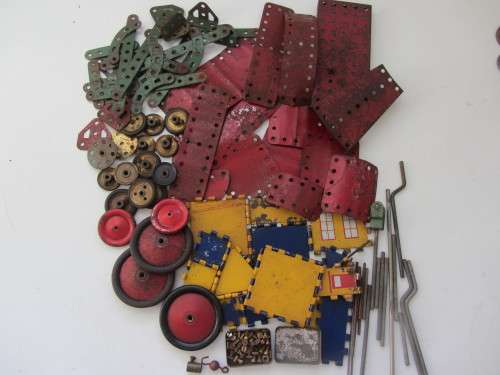 **Meccano-Red/Green**Playworn-See Photos for Condition-Restore