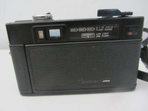 **Minolta Hi-Matic AF 2**-35mm Film Camera...Shutter Fires-Flash Not firing