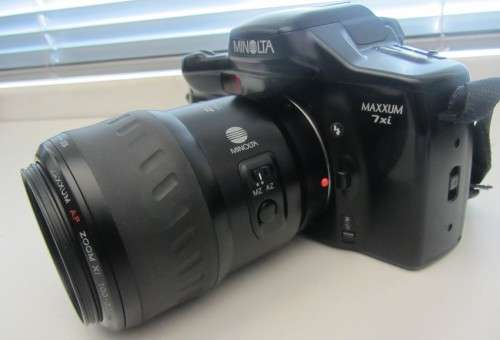 **Minolta Maxxum 7xi** Minolta Maxxum Af Zoom xi Macro-Af 100-300mm 1:4.5-5.6 Lens