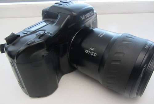 **Minolta Maxxum 7xi** Minolta Maxxum Af Zoom xi Macro-Af 100-300mm 1:4.5-5.6 Lens