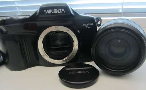 **Minolta Maxxum 7xi** Minolta Maxxum Af Zoom xi Macro-Af 100-300mm 1:4.5-5.6 Lens