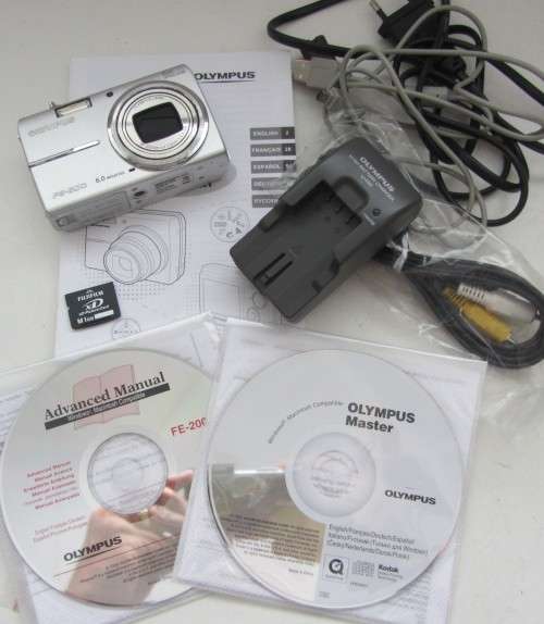 Olympus FE-200 Digital Compact Camera-Excellent Condition-Boxed.