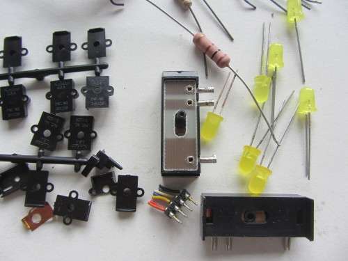 HO Scale Combo Parts-As per photos