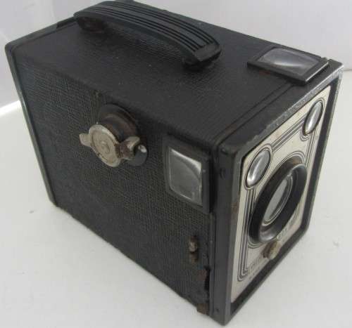 Vredeburgch-Vrede Box-Vintage Camera Shutter Fires.