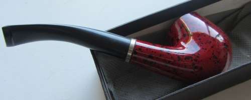 Boxed No `S` Smoking Pipe.