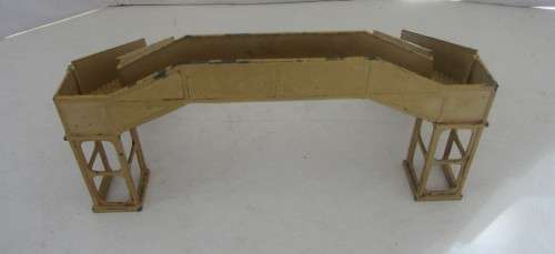 Hornby Pedestrian Bridge-Metal-14cm Inbetween Pillars