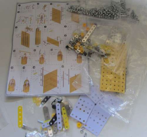 Meccano Rocket Construction Kit International Space Archives.(Not Meccano)