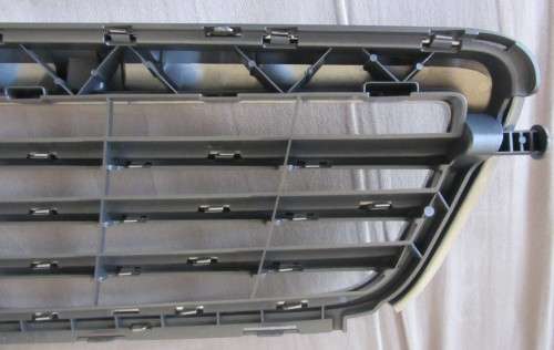 Mercedes Benz Grille W 204(07-10)-Never been Used-Excellent New Condition-As Photos-parts numbers