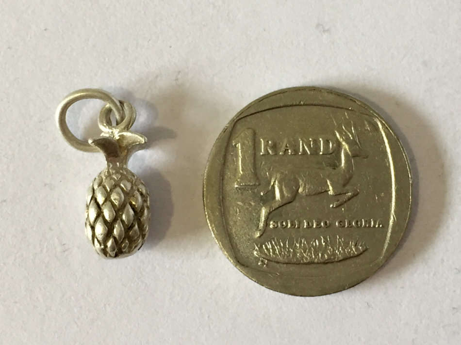 Silver Charm - Pineapple