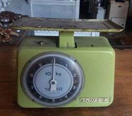 Vintage Tower 10Kg Kitchen Scale