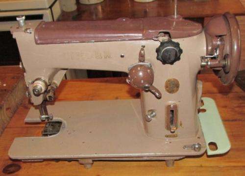 Vintage Singer Sewing Machine 306K  - 1960's - INCOMPLETE - Display only