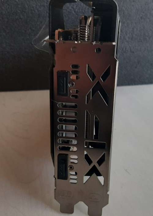 XFX Radeon RX 6500 XT Speedster QICK 4GB GDDR6 64-bit PCI-E 4.0 Desktop Graphics Card