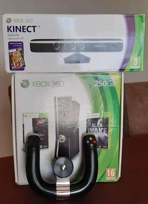 XBOX 360 Slim - 40+ games included - RGH3 Modded + 2 Controllers + Kinect + Wireless Steering Wheel
