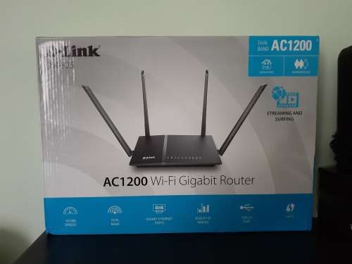 D-Link AC1200 Dual-Band Gigabit Router