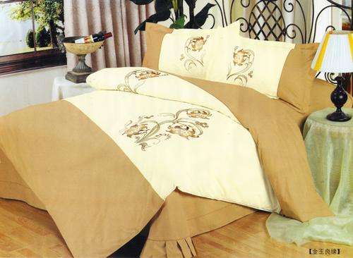 6 PCE SATIN FEEL DUVET COVER SETS - QUEEN BED SIZE