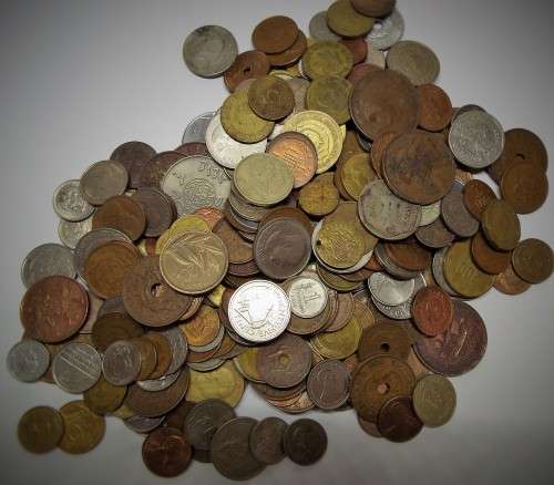 lot 1 ,,,,,,1kg world coins