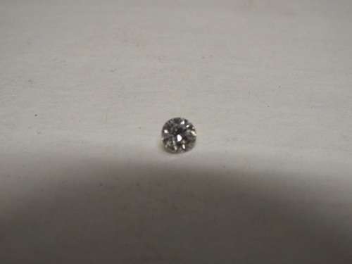 2 X SMALL REAL DIOMANDS