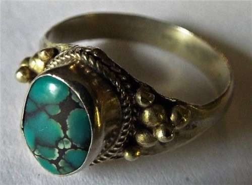 Vintage silver ring with rare arabian tirqoise stone in