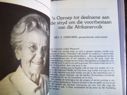WOW  ,,,,SUPER SKAARS ,NO 17 VAN NET 50 EKSEMPLRE ,BETSIE VERWOERD GETEKEN