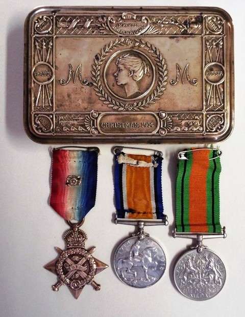 Christmas 1914...RARE Brass Tin IN NICE CONDITION