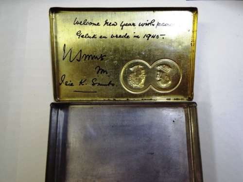 1945...RARE nuwejaar ,new year Tin IN NICE CONDITION