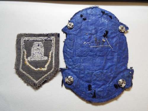 nice 2 X CLOTH BADGES