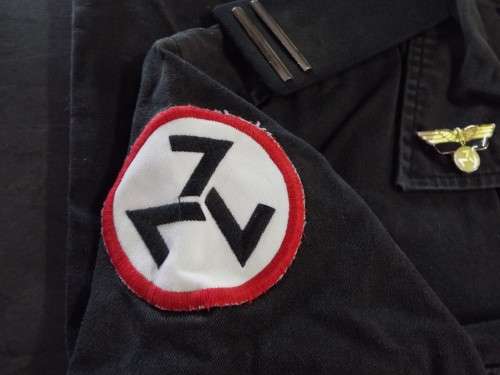 ,NICE AND RARE yster bregade ,,,black wings with AWB BELT