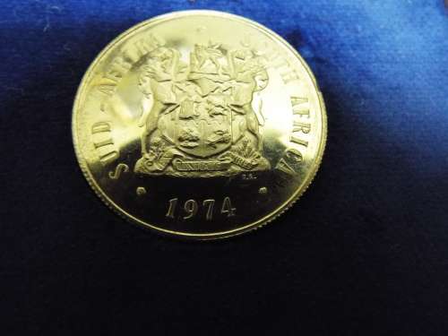 NICE  ,,,,,SILVER 1974 R1 COIN