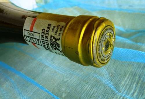 VINTAGE SUPER RARE ,,1977 k w v late vintage   ,,,BOTTLED IN THE 1970s