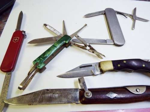 NICE,lot of POCKET KNIFES no 3