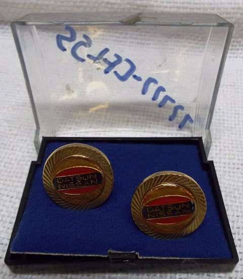 NICE VINTAGE DATSUN NISSAN Very neat and rare cufflinks