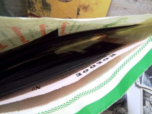 LOT OF VINTAGE  BLACK & WHITE PHOTOS