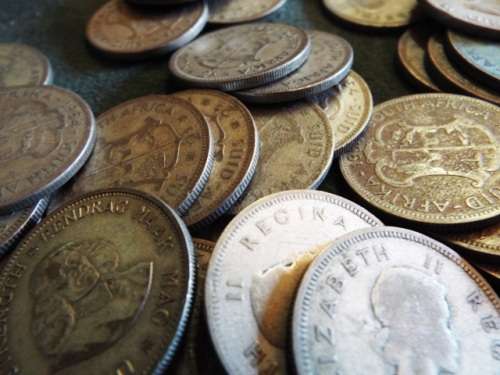 47 X 2 SHILLINS AND SILVER 20C MIX LOT  BID PER COIN