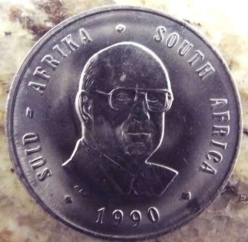 Spectacular 1990 RSA UNC R1 - Mint error - RARE coin.