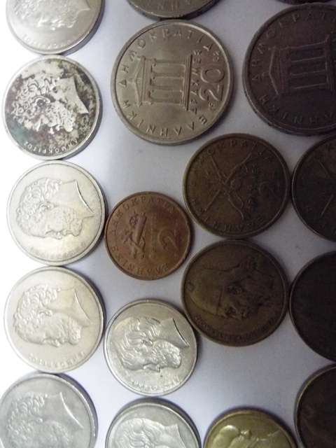 NICE OLD GREECE LOT OF COINS