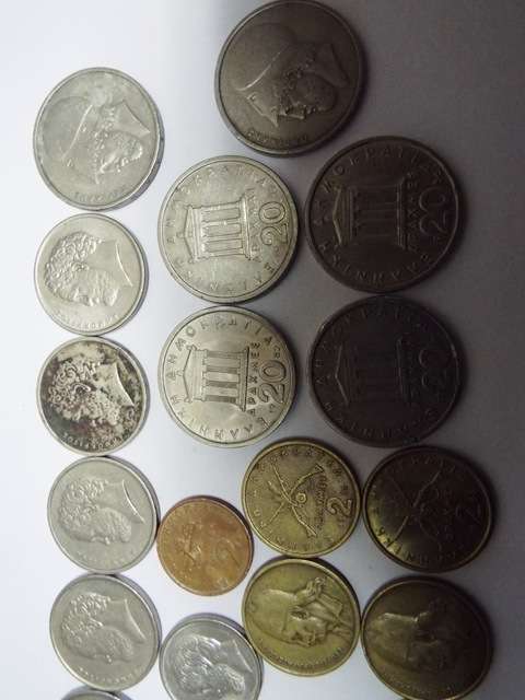 NICE OLD GREECE LOT OF COINS