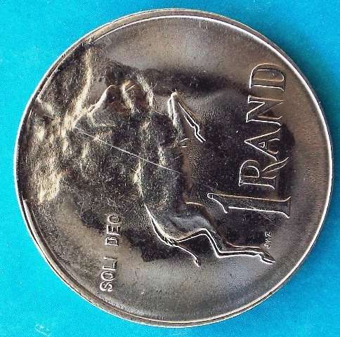 Spectacular 1990 RSA UNC R1 - Mint error - RARE coin.