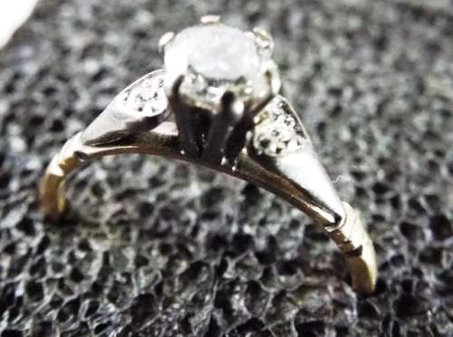 OLD SCOOL ,SUPER NICE ENGAGEMENT/WEDDING RING WITH REAL 4.5MM DIAMOND 18CT GOLD