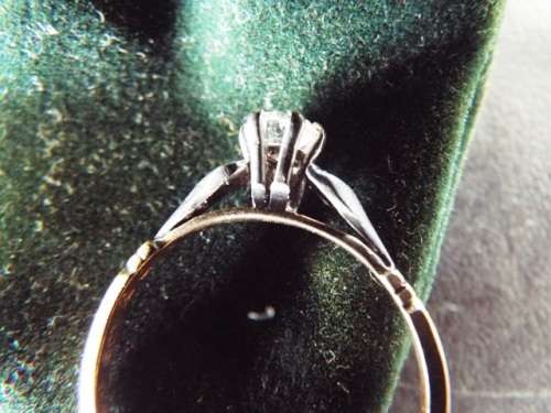 OLD SCOOL ,SUPER NICE ENGAGEMENT/WEDDING RING WITH REAL 4.5MM DIAMOND 18CT GOLD