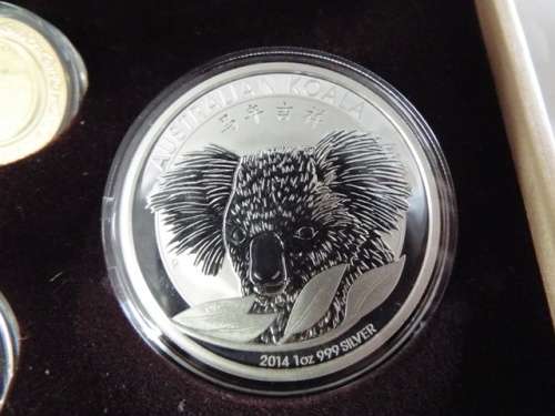 SUPER RARE,,the world prestige collecion of bullion coins 2014