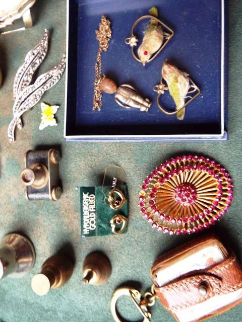 vintage jewellery  lot ,, lot from eastate
