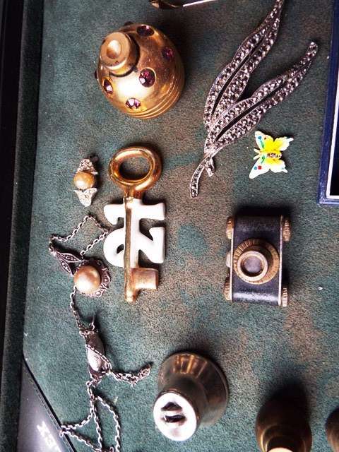 vintage jewellery  lot ,, lot from eastate