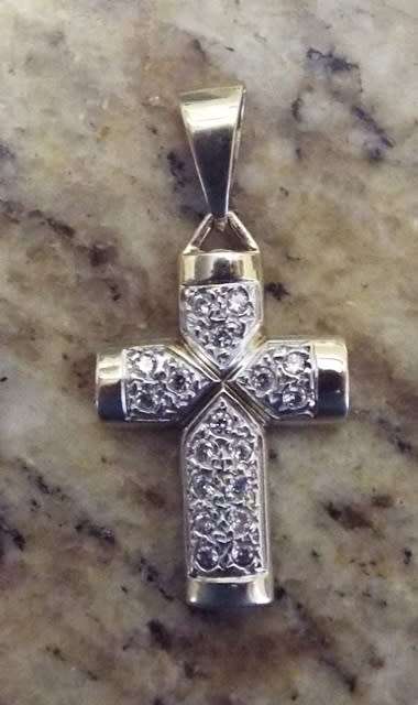 9CT GOLD pendant  ,, lot from eastate