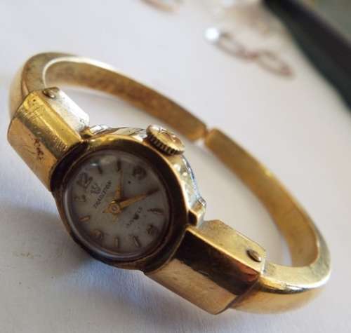 NICE,,,,Vintage Swiss Ladies Tradition 17 Jewels Watch