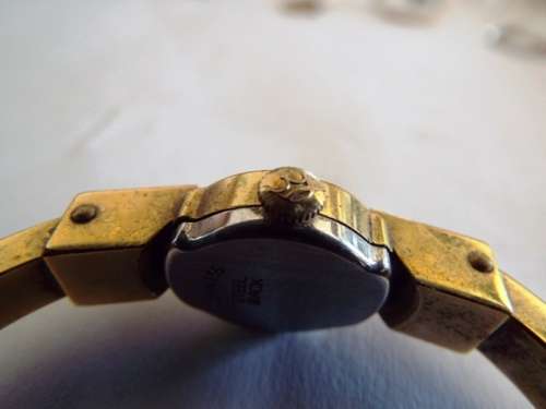 NICE,,,,Vintage Swiss Ladies Tradition 17 Jewels Watch