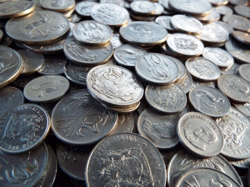 WOW OVER 500  South Africa nickel lot 5c 10c 20c 50c andR1 ,,, as 1 big lot