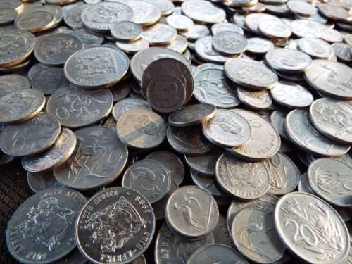 WOW OVER 500  South Africa nickel lot 5c 10c 20c 50c andR1 ,,, as 1 big lot