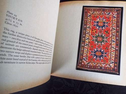 ORIENTAL Carpets & Rugs ~ Thames and Hudson ~ Collectable book.  ,for the collector RARE FOUND