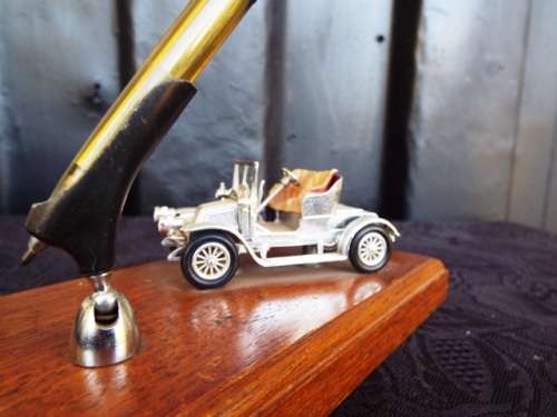 VINTAGE pen holder with car